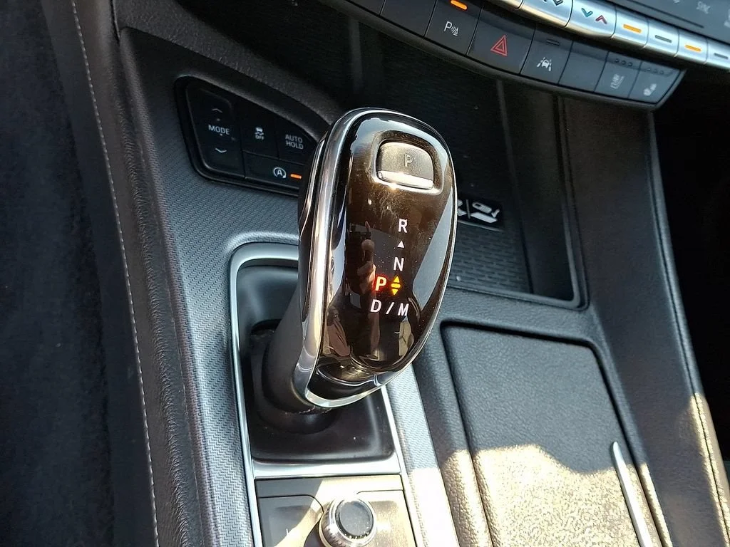 Used 2020 Crystal White Tricoat Cadillac Premium Luxury image 57