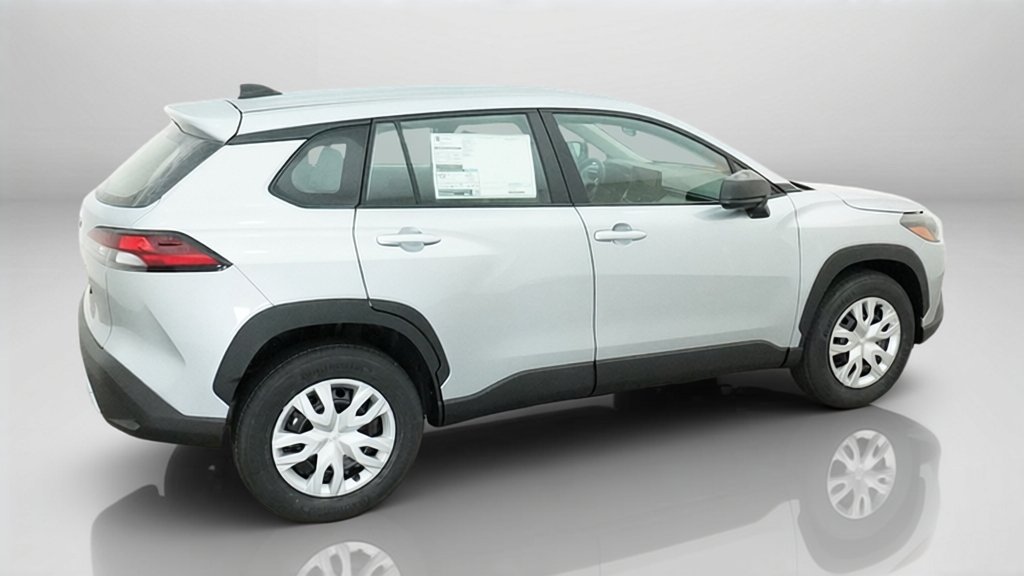 New 2026 Sonic Silver Toyota L image 8