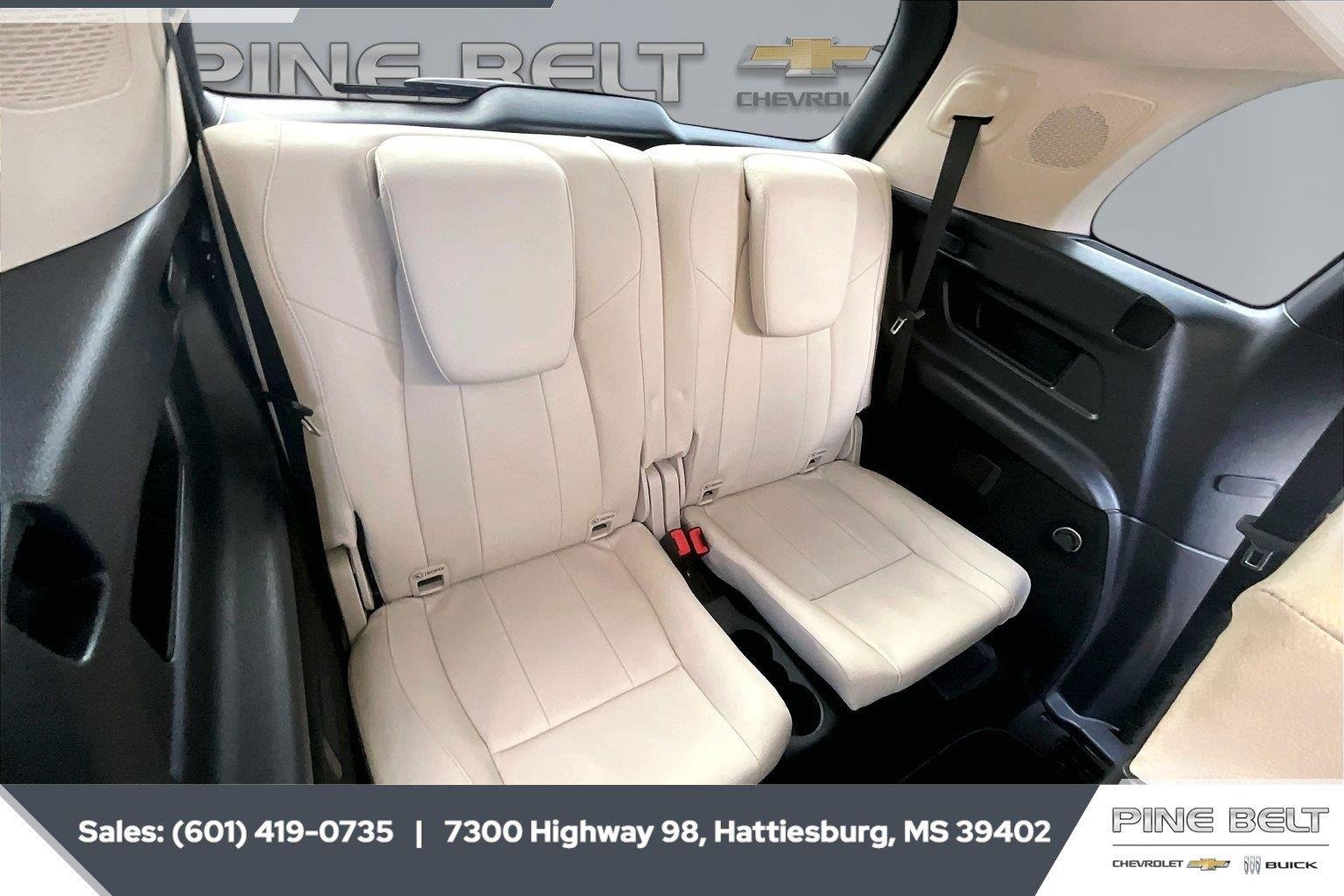 Used 2023 White Mercedes-Benz GLB 250 image 21
