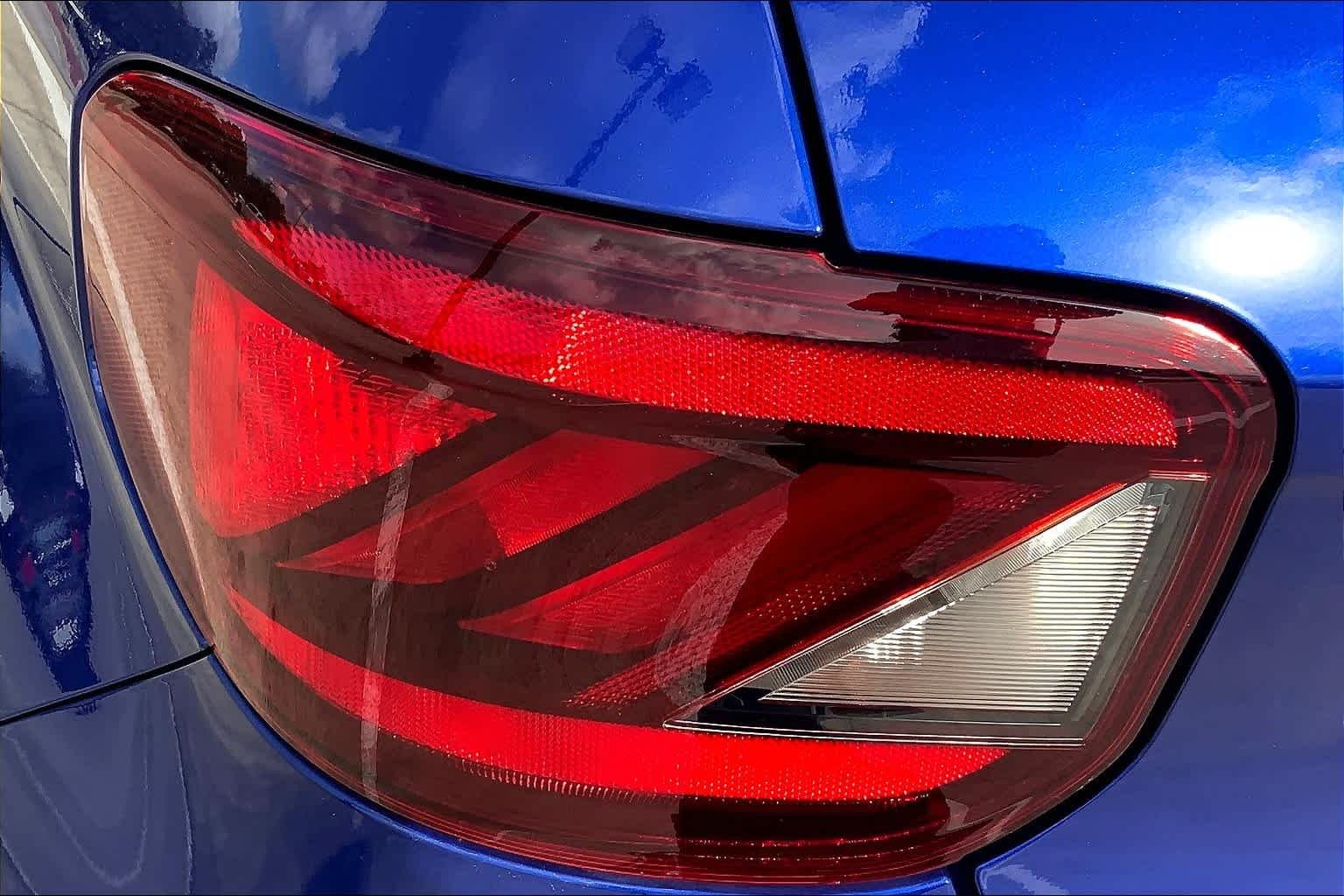 Used 2022 Intense Blue Hyundai SEL image 27