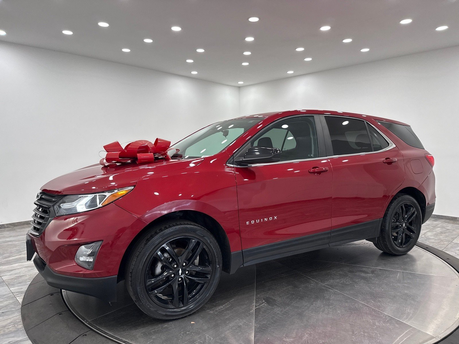 2021 Chevrolet Equinox LT photo 3