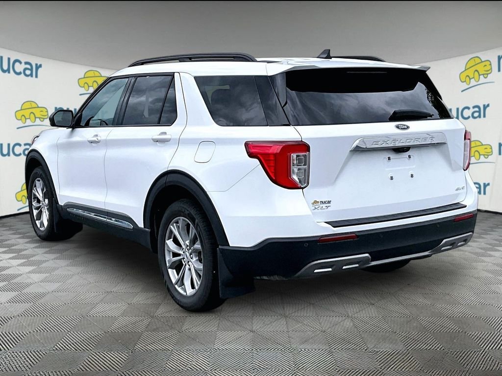 Used 2023 White Ford XLT image 4
