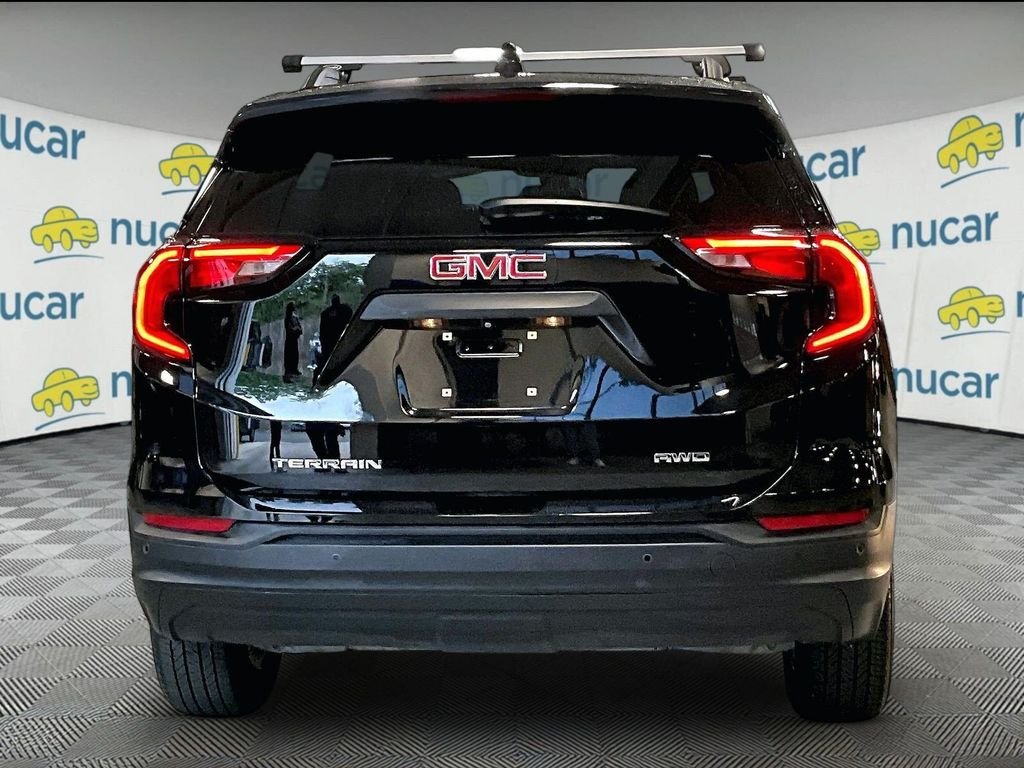 Used 2021 Black GMC SLE image 5