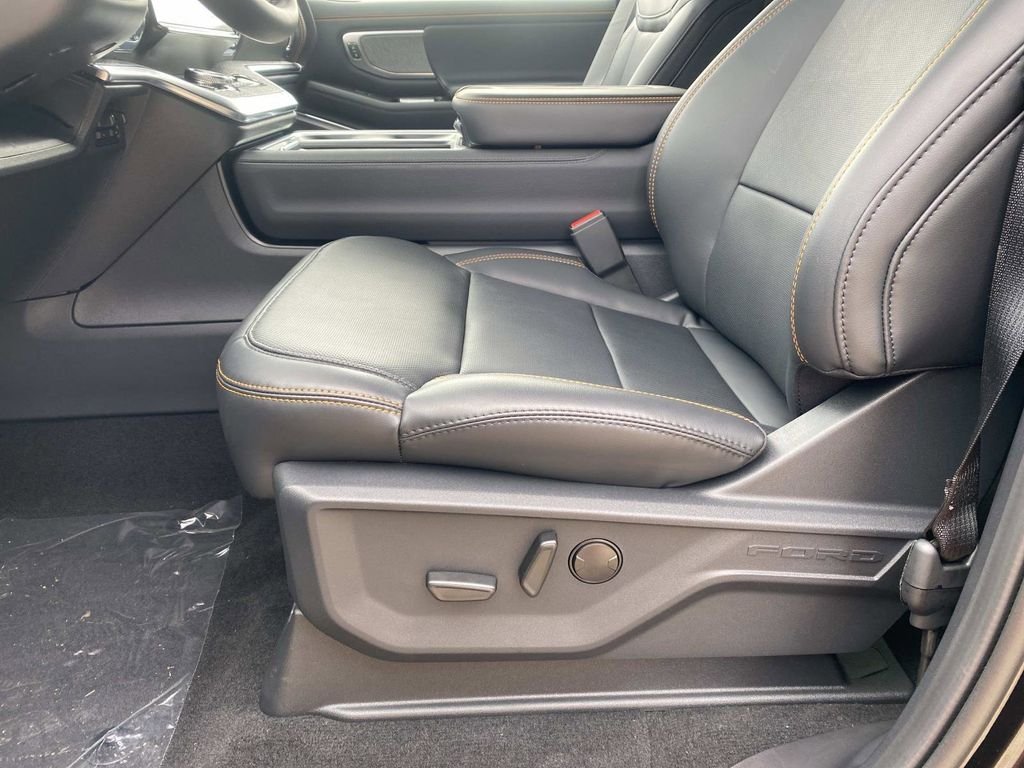 New 2026 Agate Black Metallic Ford Tremor® image 13