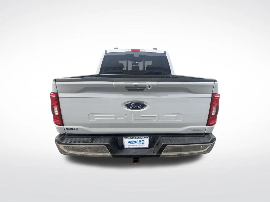 Certified Used 2022 White Metallic Ford XLT image 4
