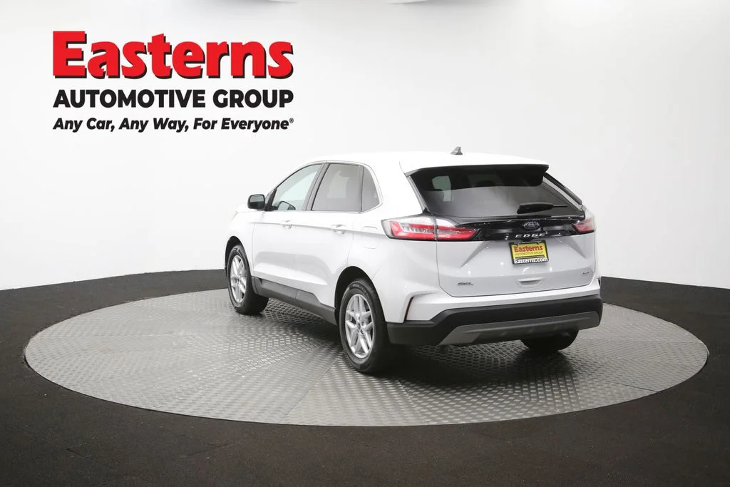 Used 2023 White Ford SEL image 64