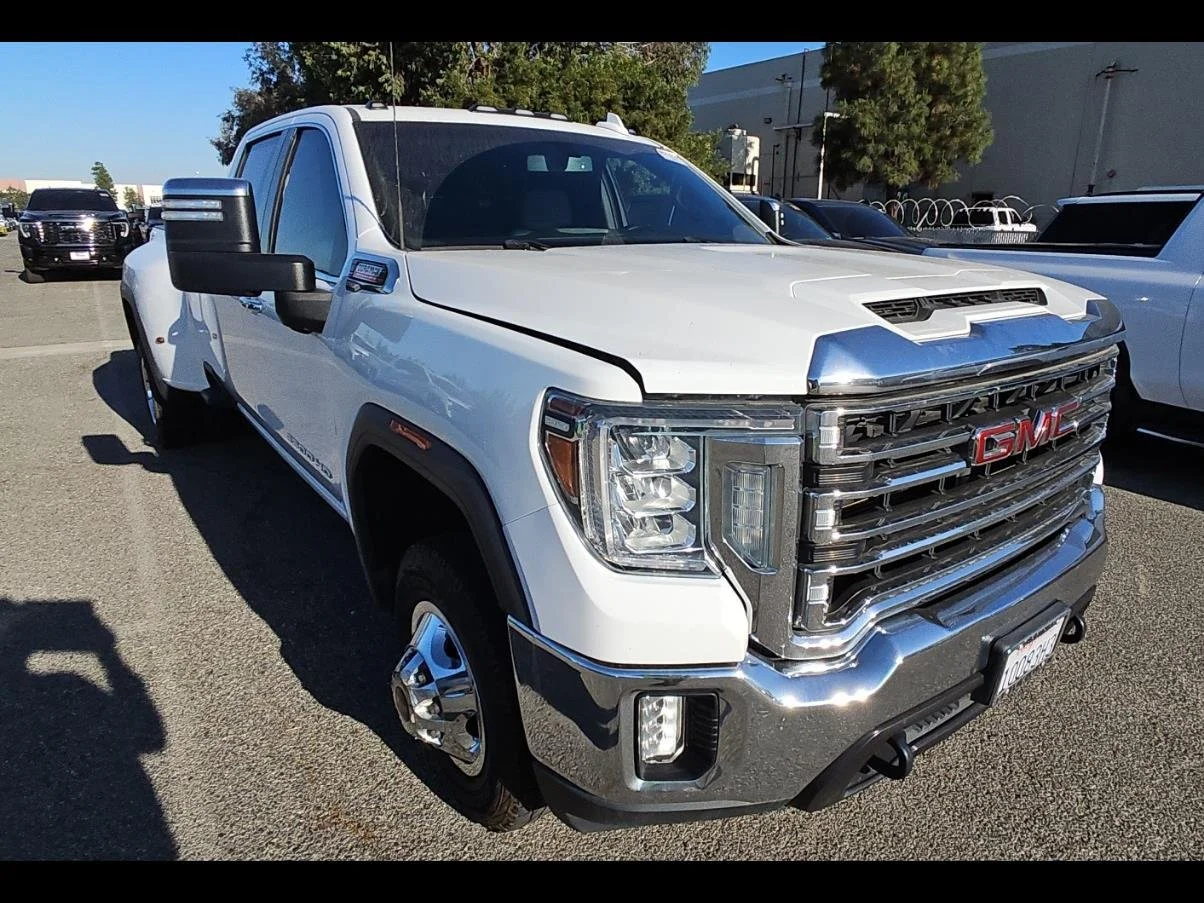 Used 2021 SUMMIT WHITE GMC SLT image 15
