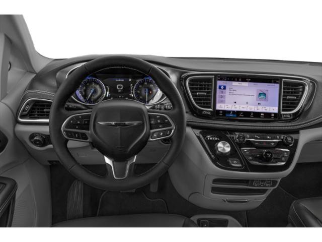 Used 2024 Diamond Black Crystal Pearlcoat Chrysler Touring L image 10