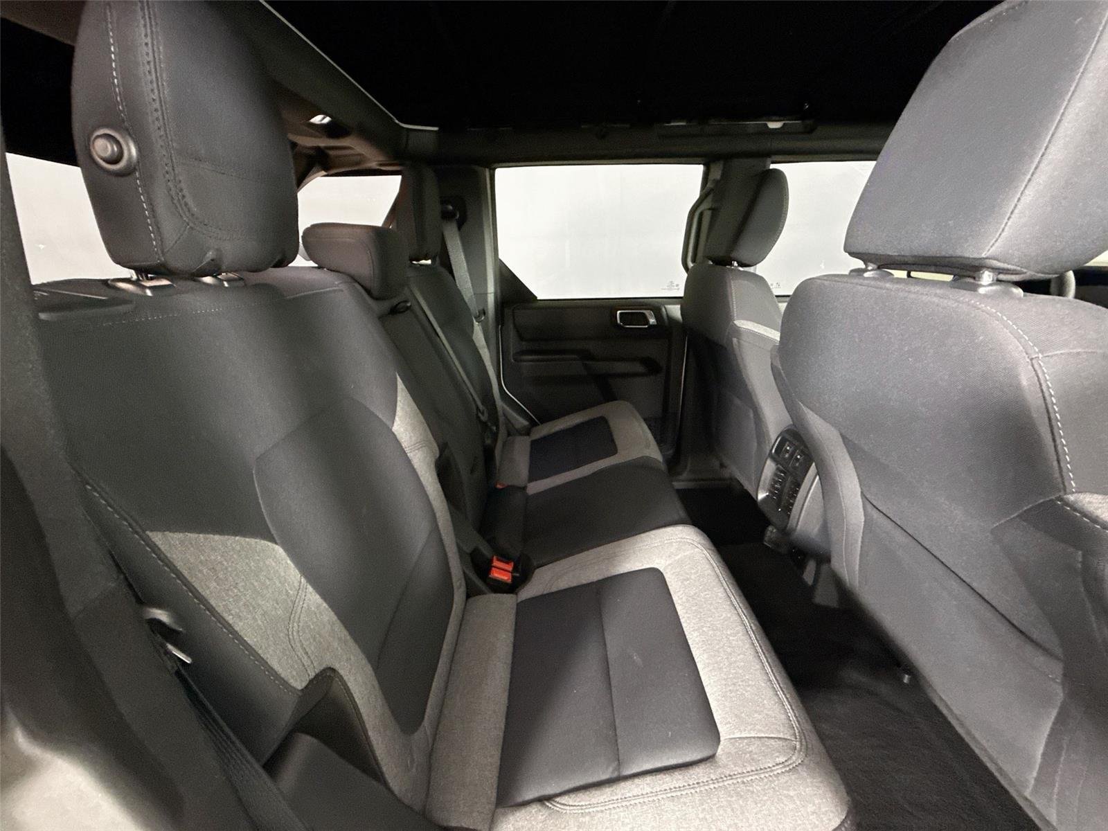Used 2025 Oxford White Ford Base image 35