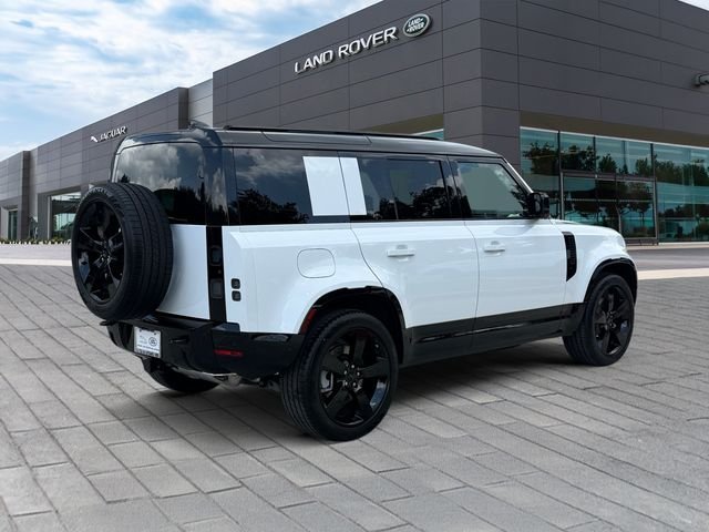 New 2026 Fuji White LAND ROVER X-Dynamic SE image 5