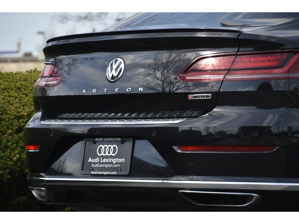 Used 2020 Deep Black Pearl Volkswagen SEL Premium R-Line image 26