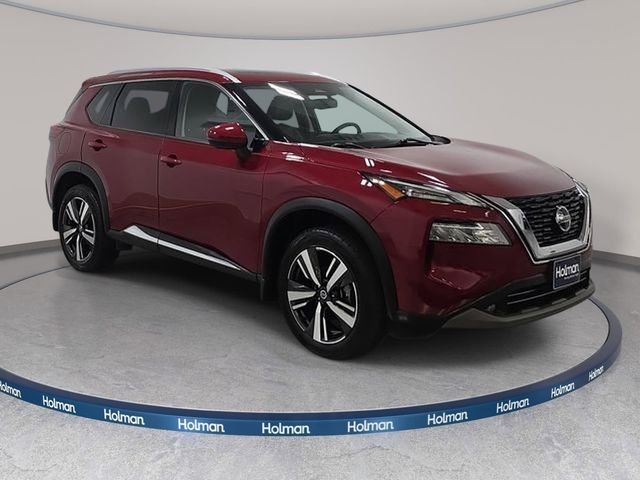 Used 2021 Red Nissan SL image 4
