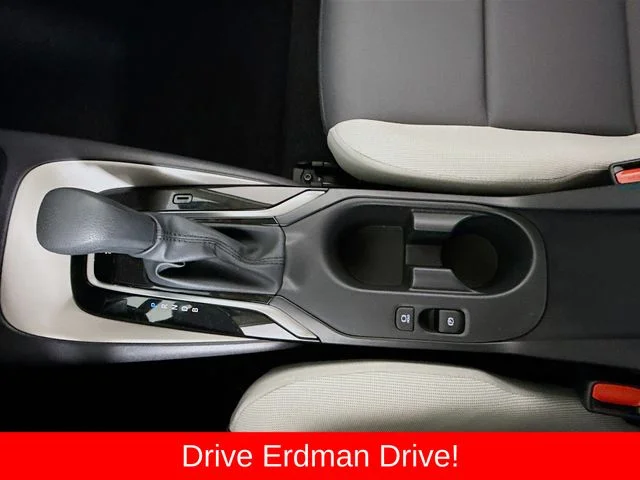 Used 2025 White Toyota LE image 18