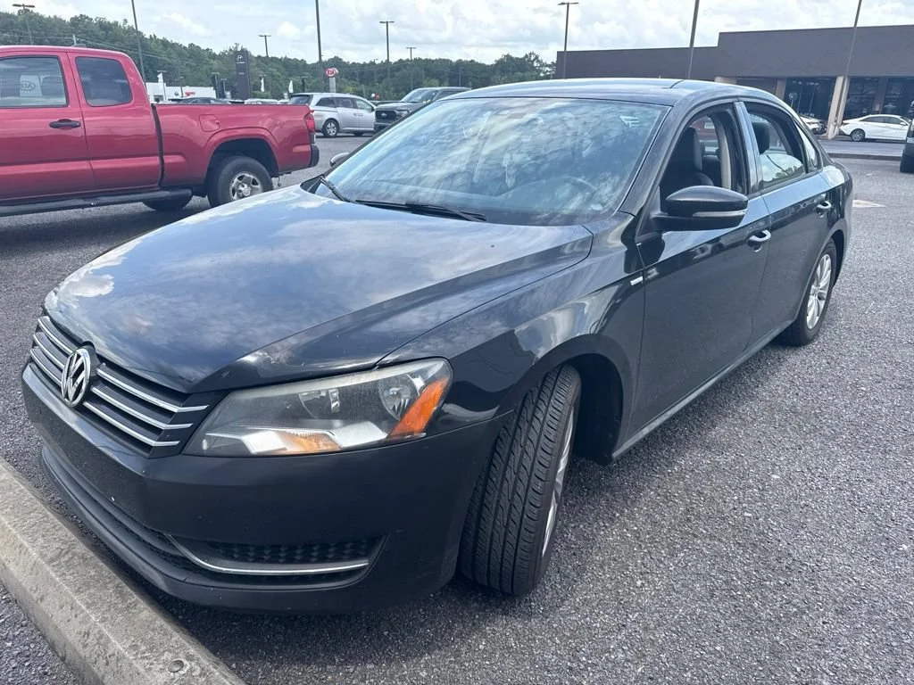 Used 2014 Black Volkswagen 1.8T Wolfsburg Edition image 5