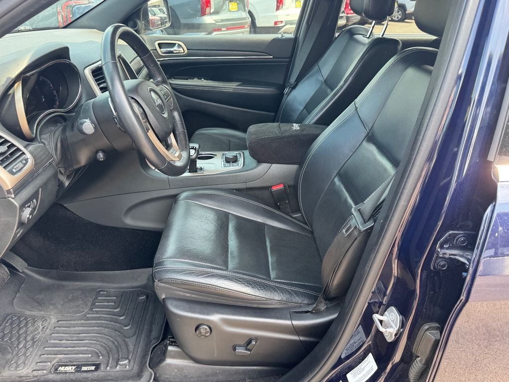 Used 2015 Blue Jeep Limited image 5