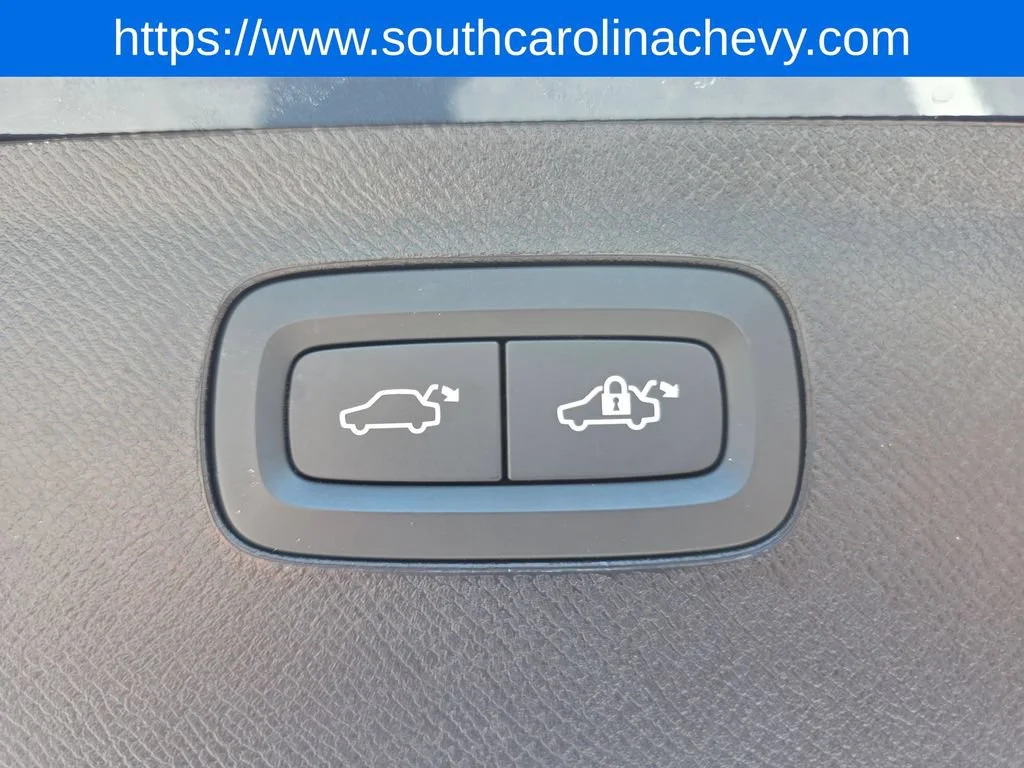 Used 2026  Volvo Plus image 35