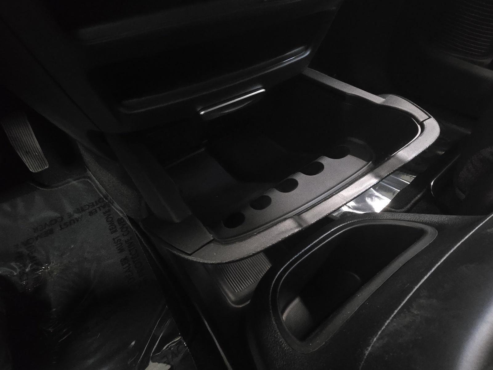 2026 Chrysler Pacifica Select - Photo 27