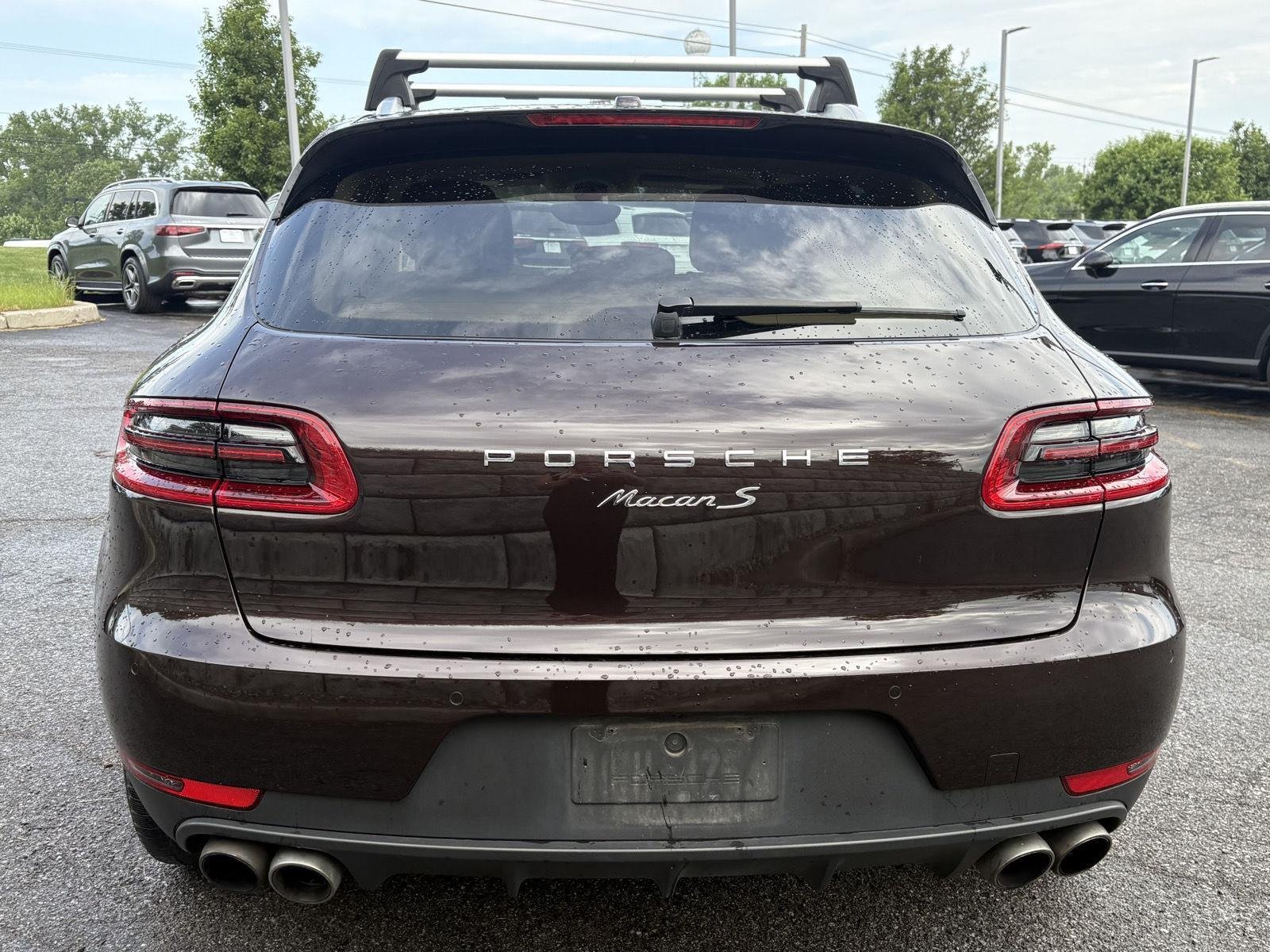 Used 2016  Porsche S image 5