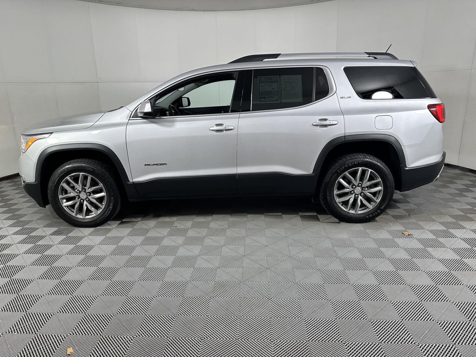 Used 2019 Quicksilver Metallic GMC SLE image 10