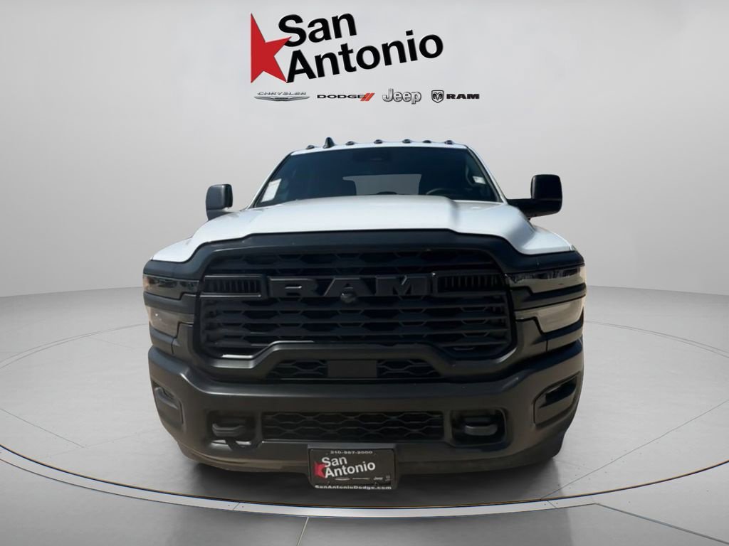 New 2026 Bright White Clear-Coat Exterior Paint RAM Tradesman image 4