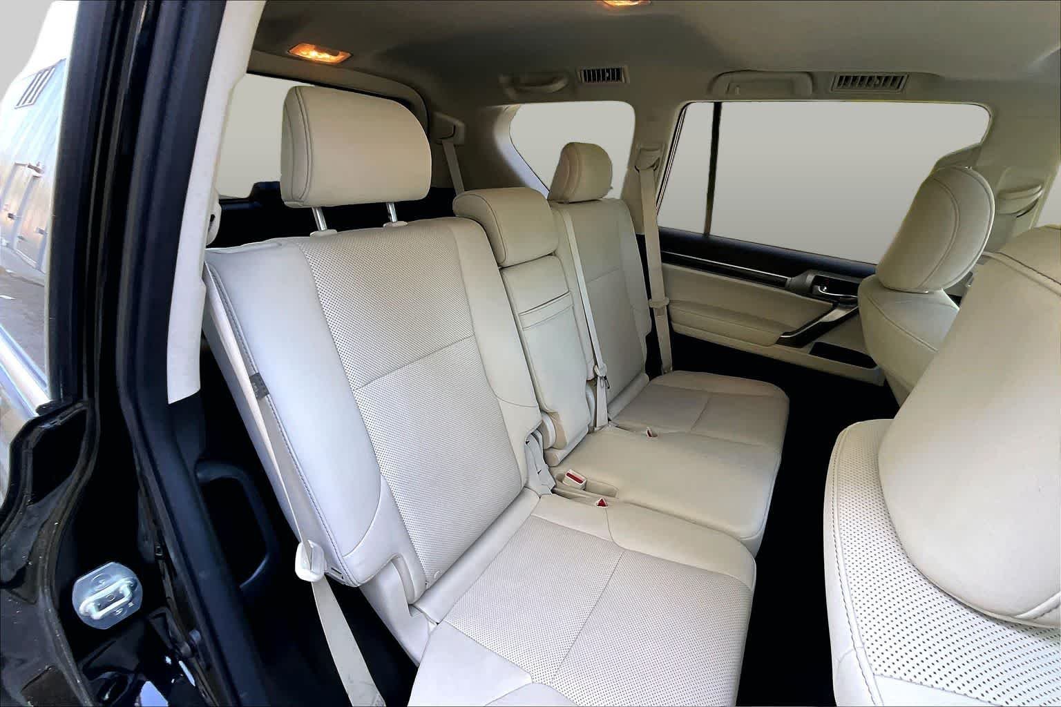 2023 Lexus GX PREMIUM - Photo 19
