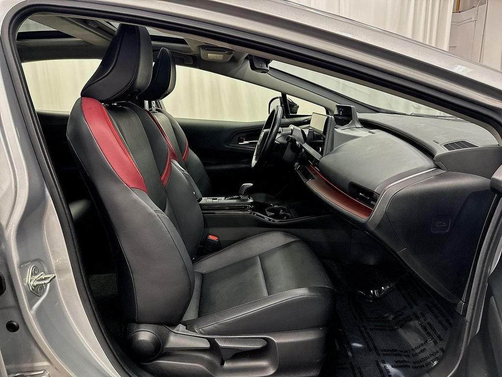 Used 2023  Toyota XSE image 22