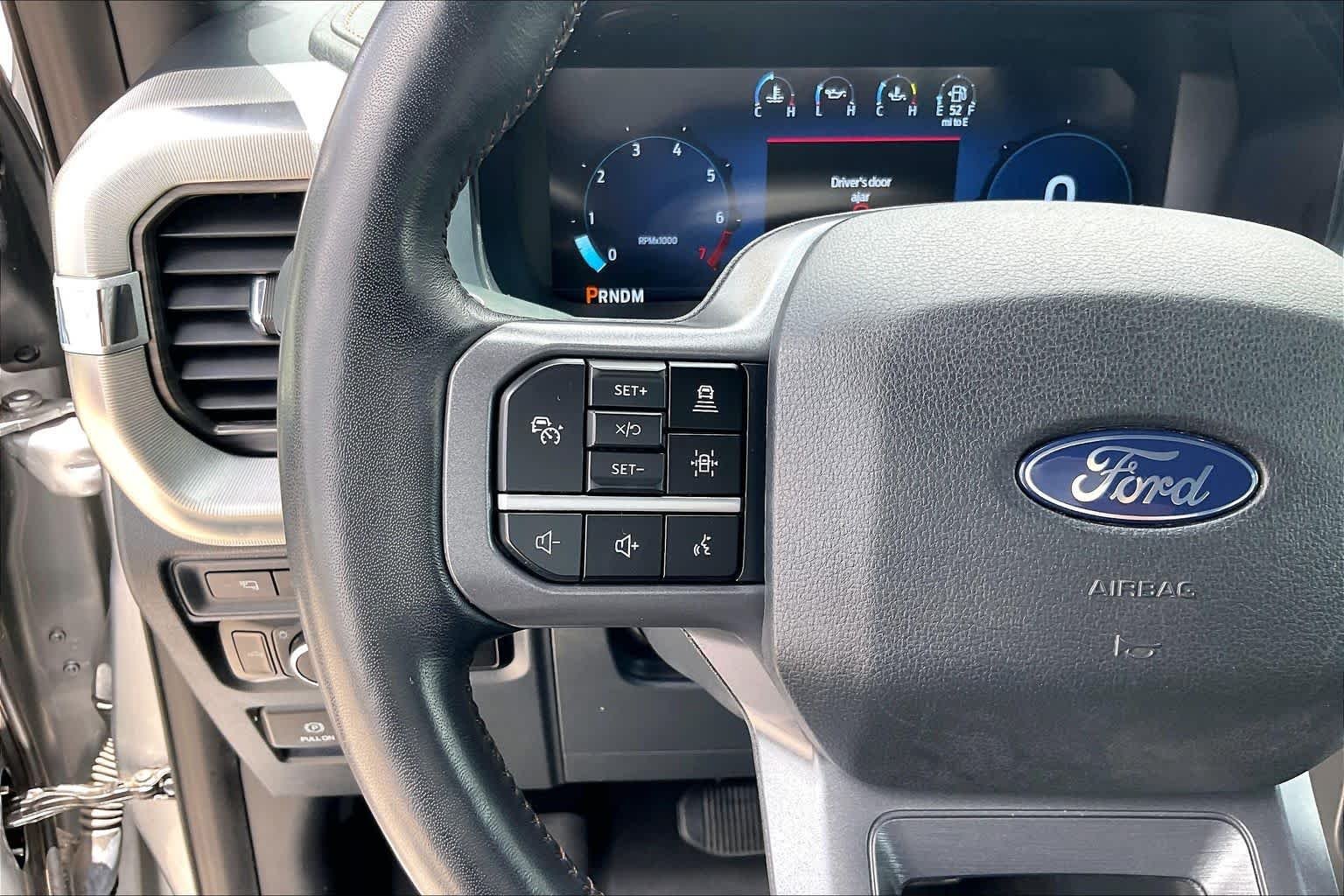 Used 2024 Iconic Silver Ford LARIAT image 23