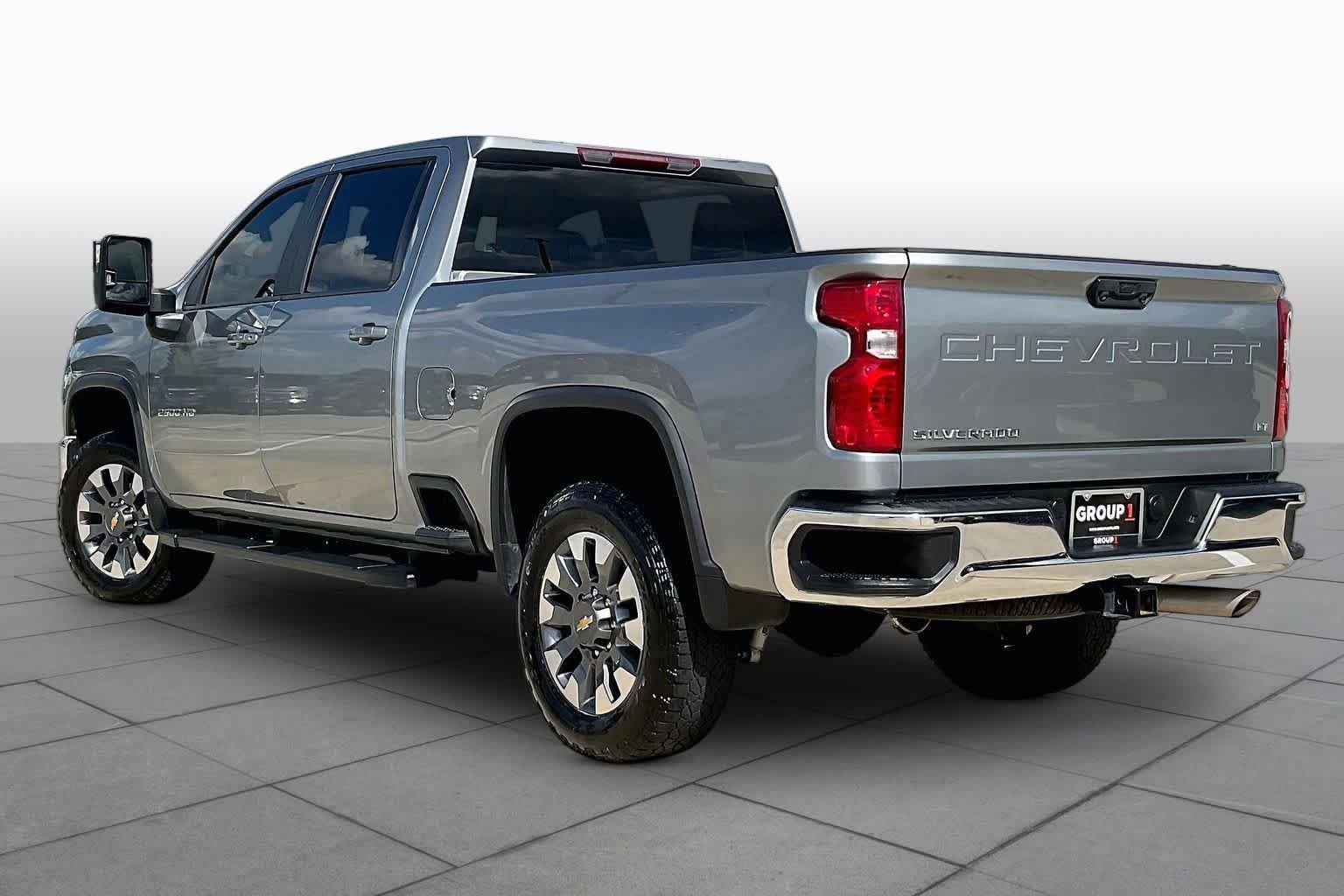 Used 2024 Sterling Gray Metallic Chevrolet LT image 12
