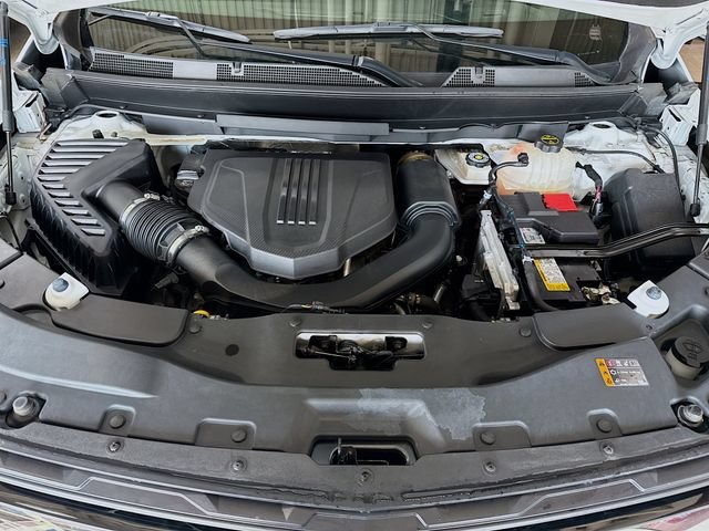 Used 2024 Summit White Chevrolet LS image 30