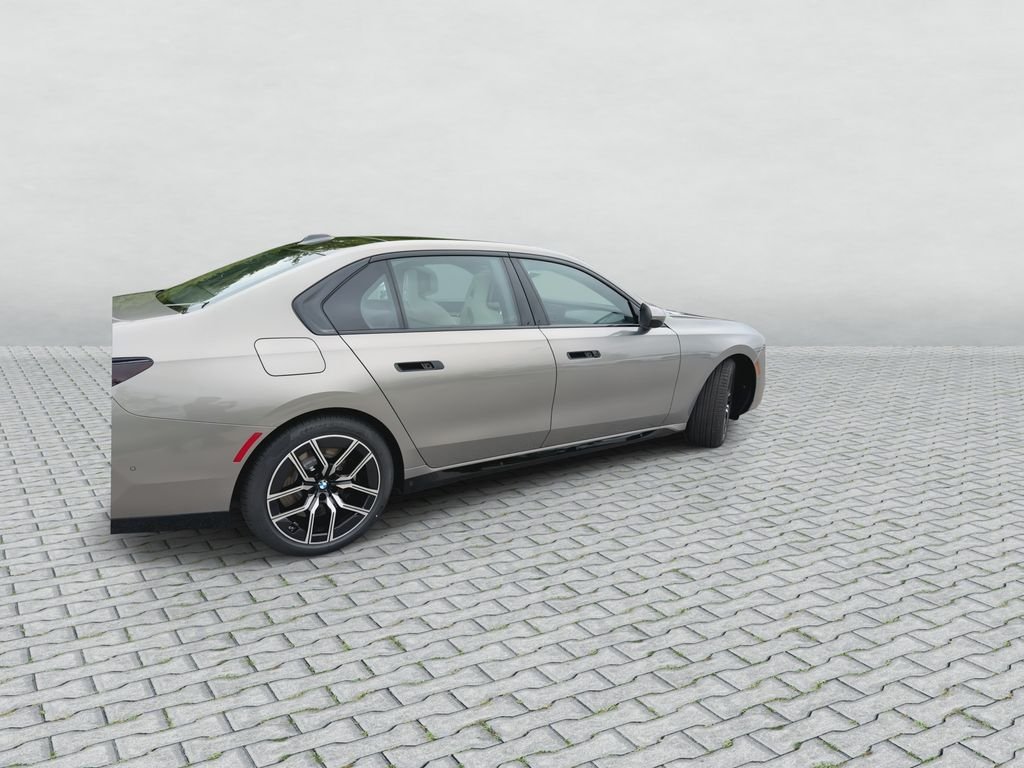 Used 2026 Gray BMW 760i xDrive image 9
