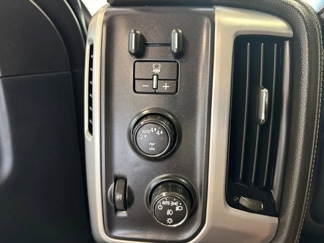 Used 2018 Summit White GMC SLT image 23