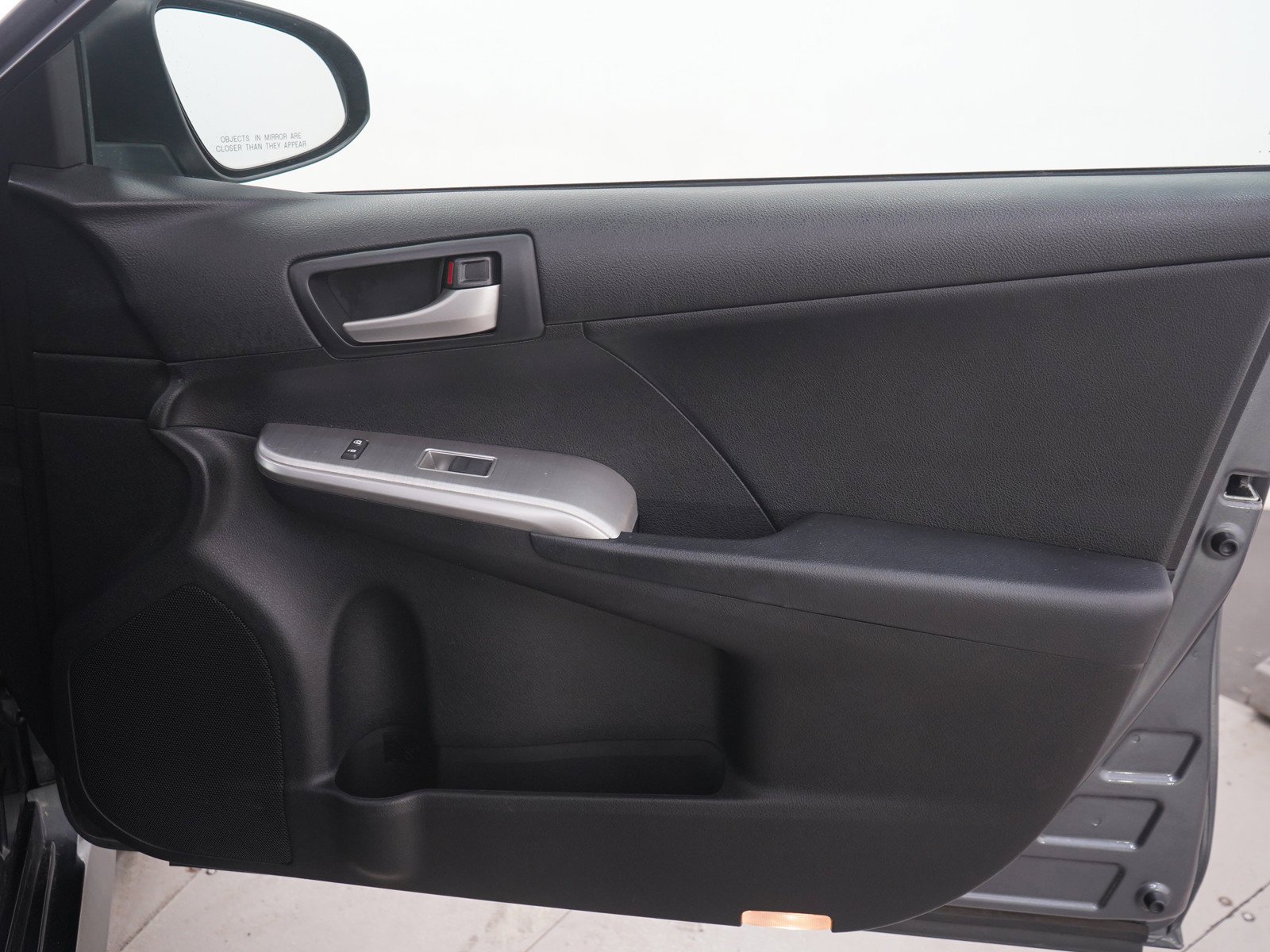 Used 2012 Magnetic Gray Metallic Toyota SE image 9