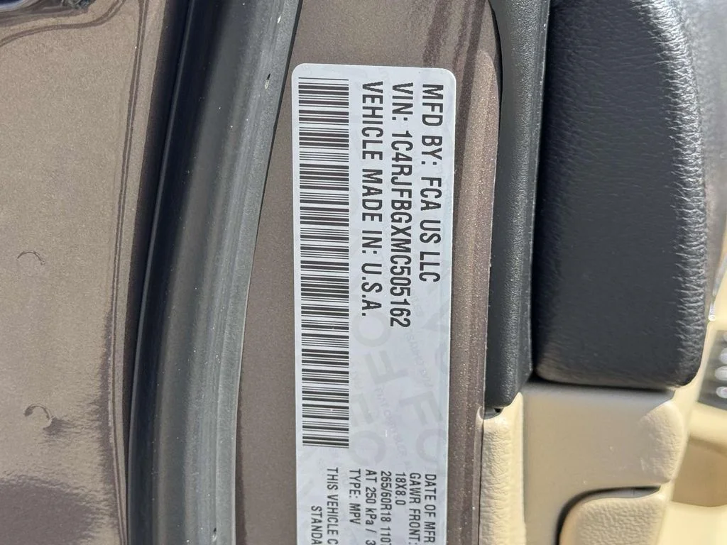 Used 2021 Brown Jeep Limited image 30