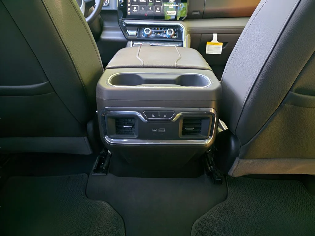 Used 2025 White Frost Tricoat GMC Denali image 9