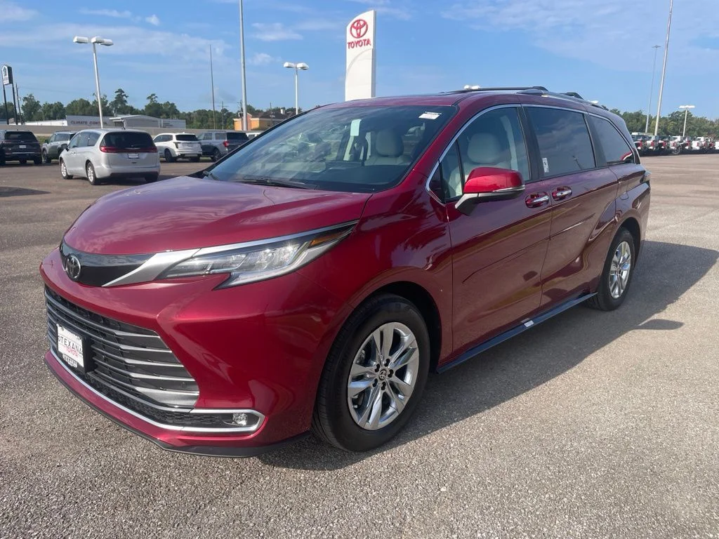 New 2026 Ruby Flare Pearl Toyota Limited image 3