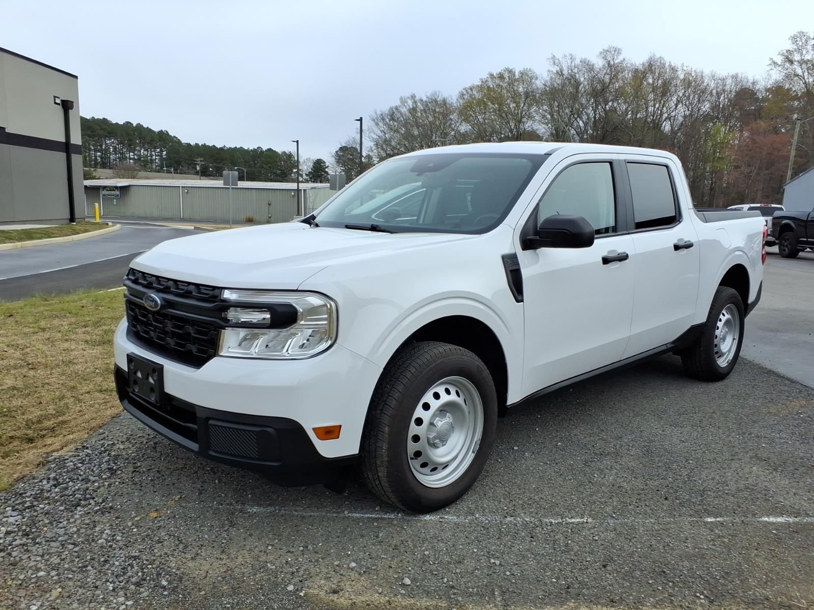 2022 Ford Maverick XL