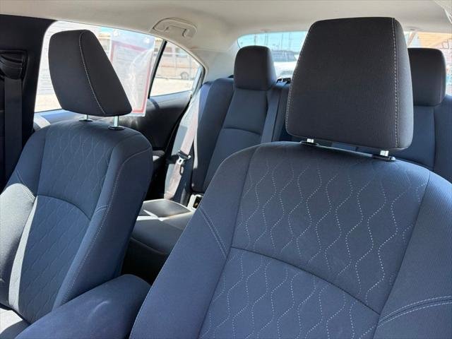 Certified Used 2023 CLASSIC SILVER METALLIC Toyota  image 18