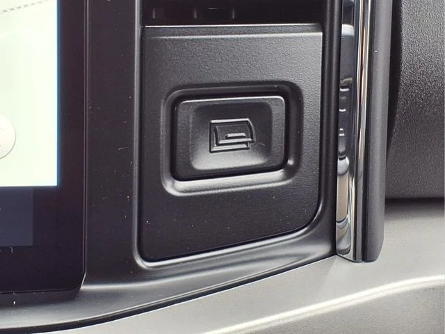 New 2026 Avalanche Ford F-250® XLT image 16
