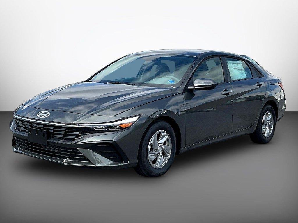 New 2026 Gray Hyundai SE image 3