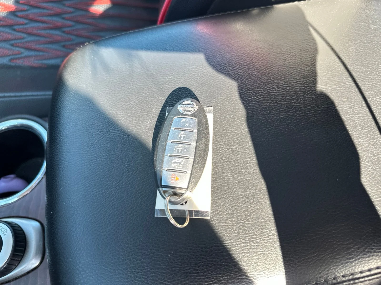 Used 2017 Red Nissan Platinum image 7