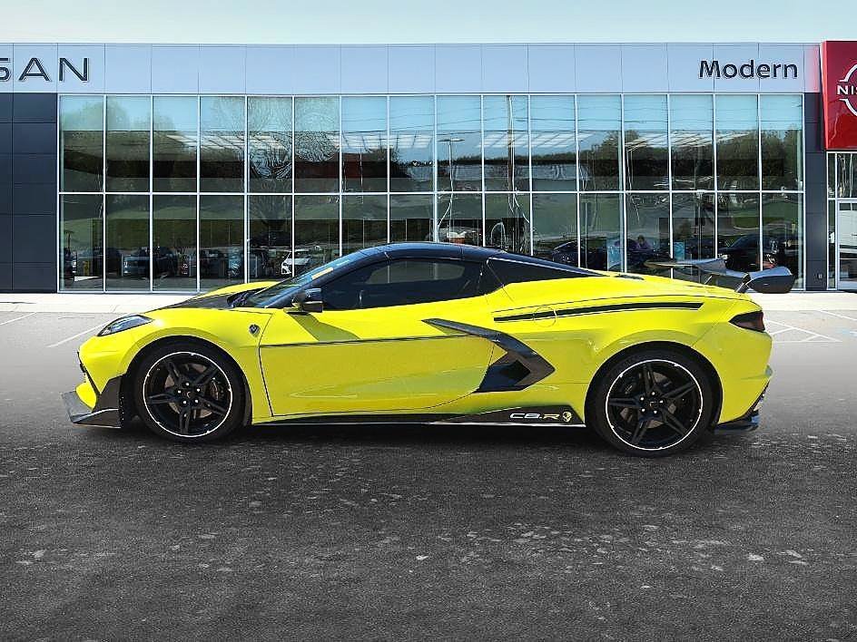Used 2020 Accelerate Yellow Metallic Chevrolet 2LT image 7