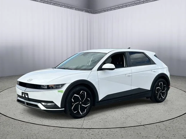 Used 2023 Atlas White Hyundai SEL image 2