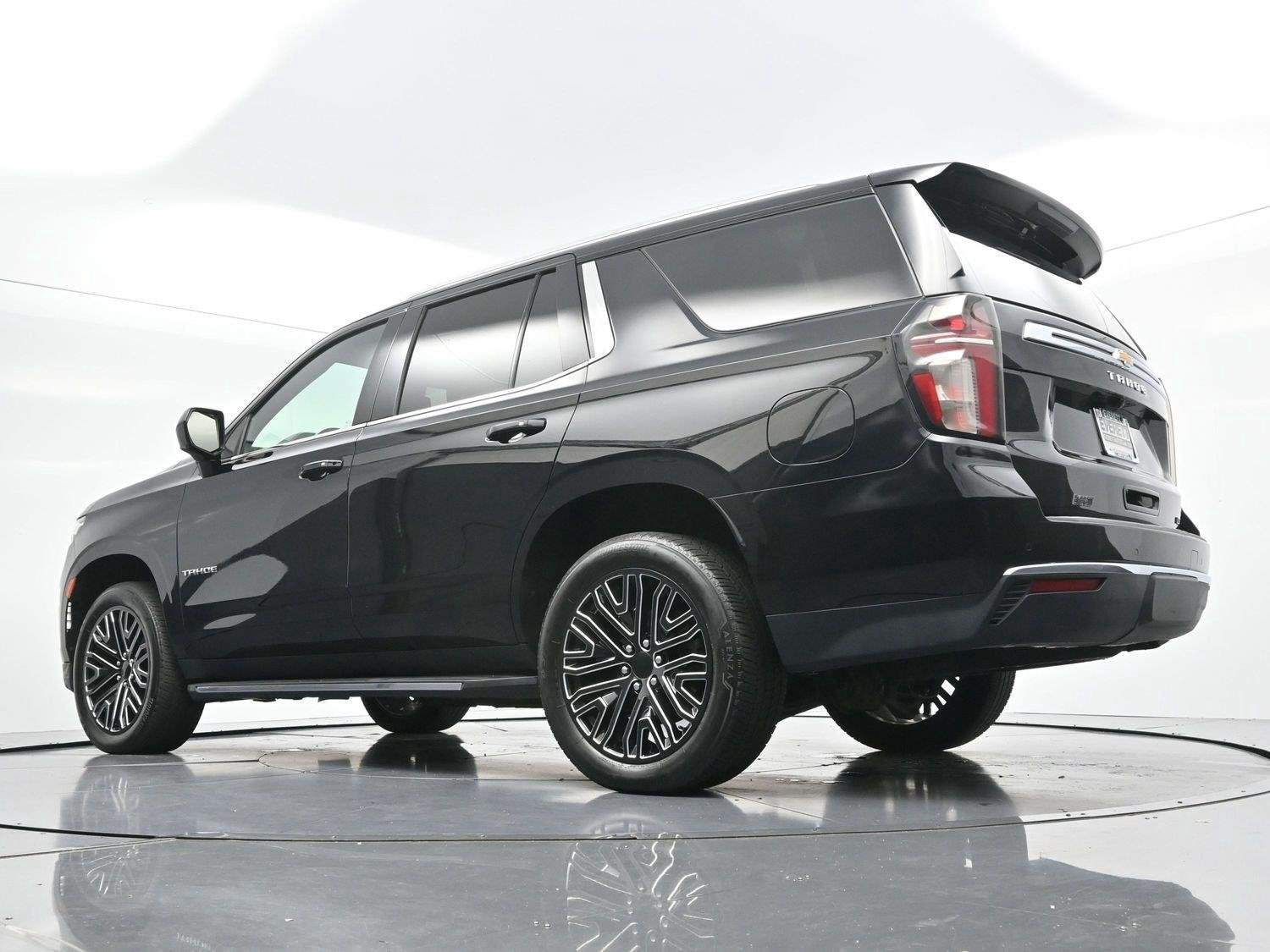 Used 2021 Black Chevrolet LT image 49