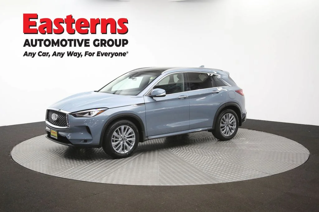 Used 2023 Gray INFINITI LUXE image 59