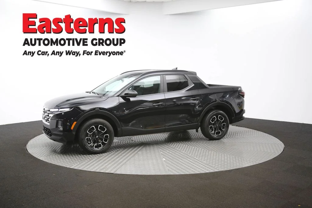 Used 2022 Black Hyundai SEL image 53