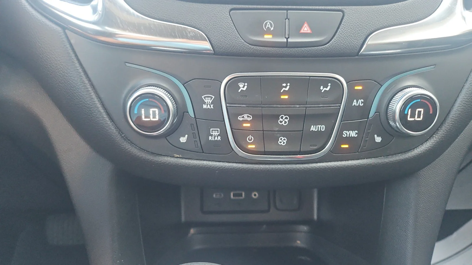Used 2024 White Chevrolet LT image 20