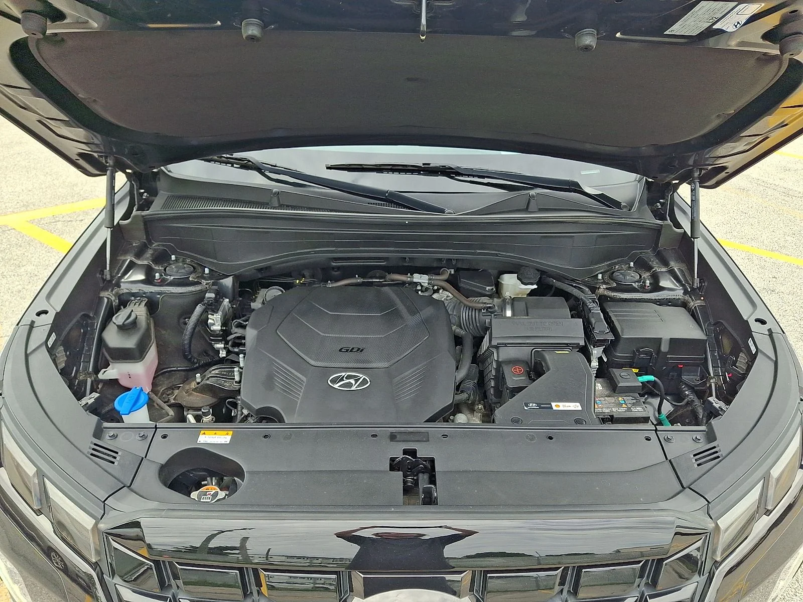 Used 2023 Black Hyundai Limited image 29