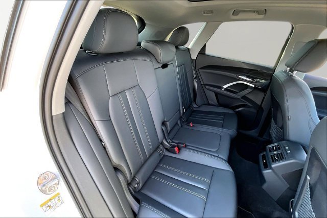 Used 2026 White Audi 2.0T Premium image 29