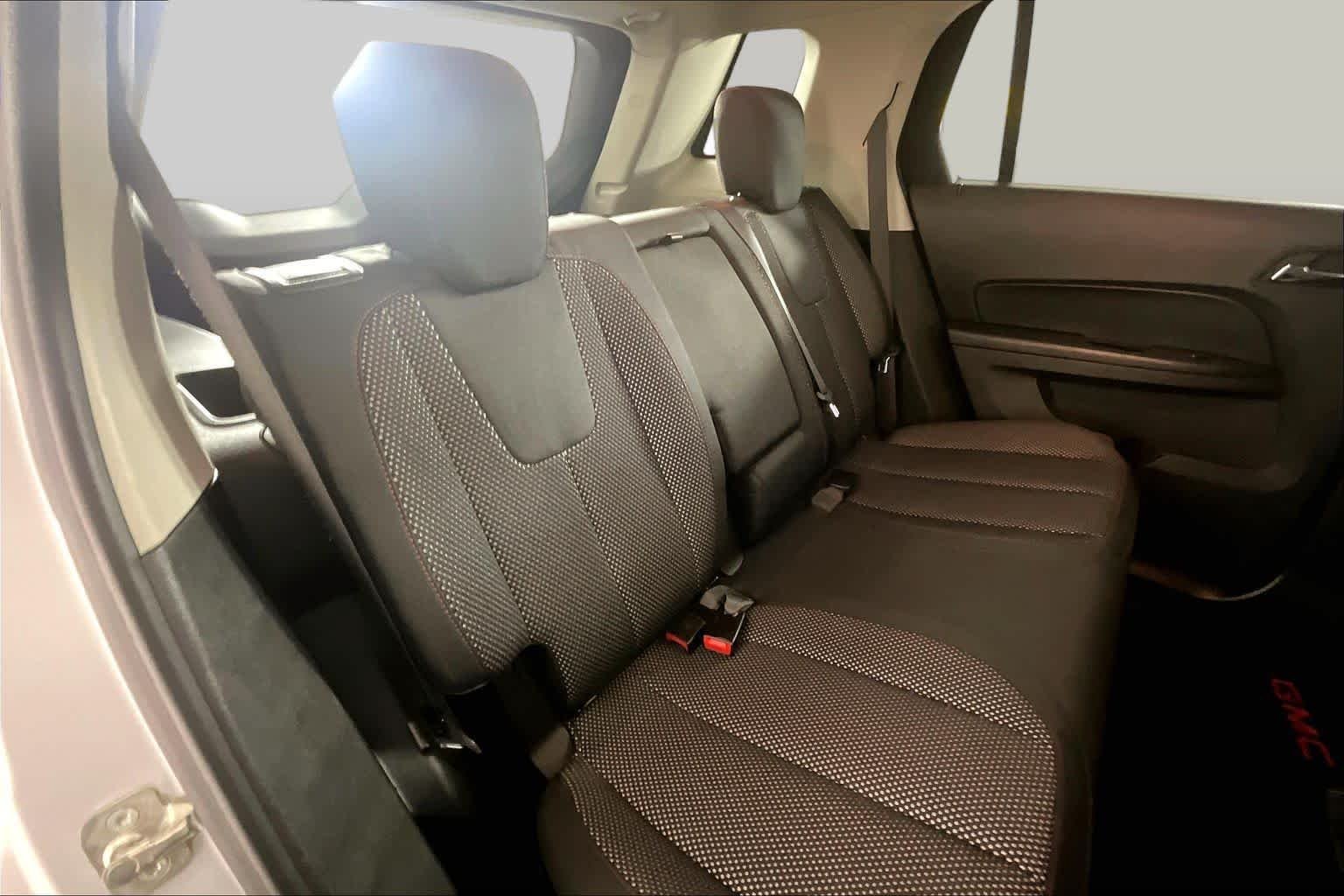 Used 2016 Quicksilver Metallic GMC SLE image 19