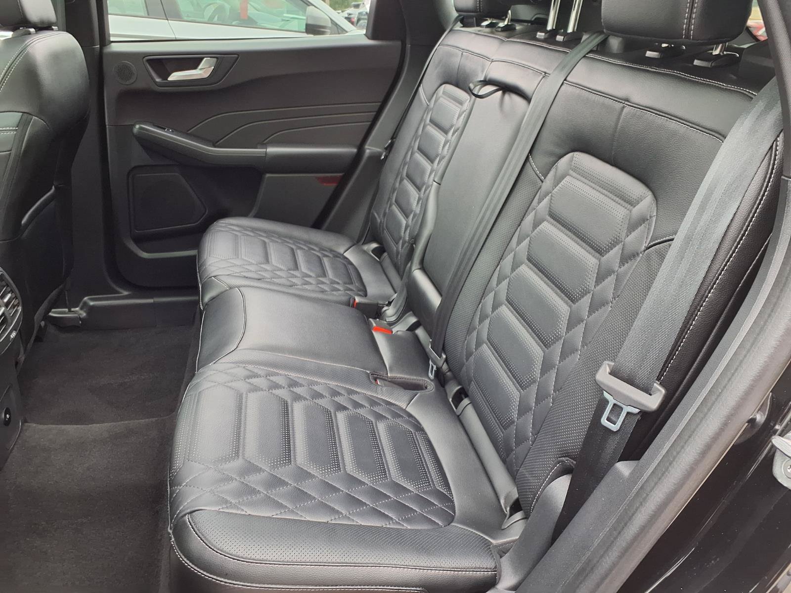 Used 2024 Agate Black Metallic Ford Platinum image 9